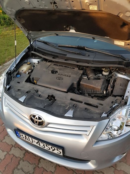 Toyota Auris 2012r.