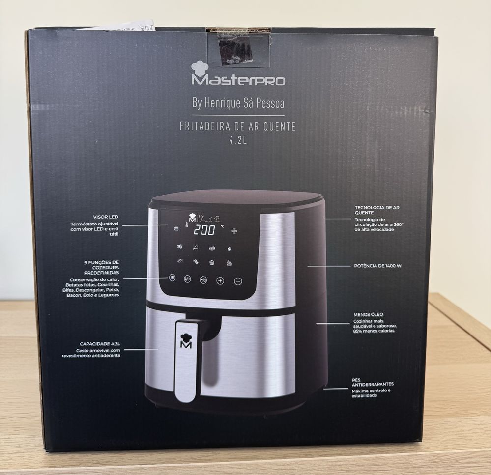 Airfryer MasterPro by Henrique Sá Pessoa ( Nova , ainda em caixa)