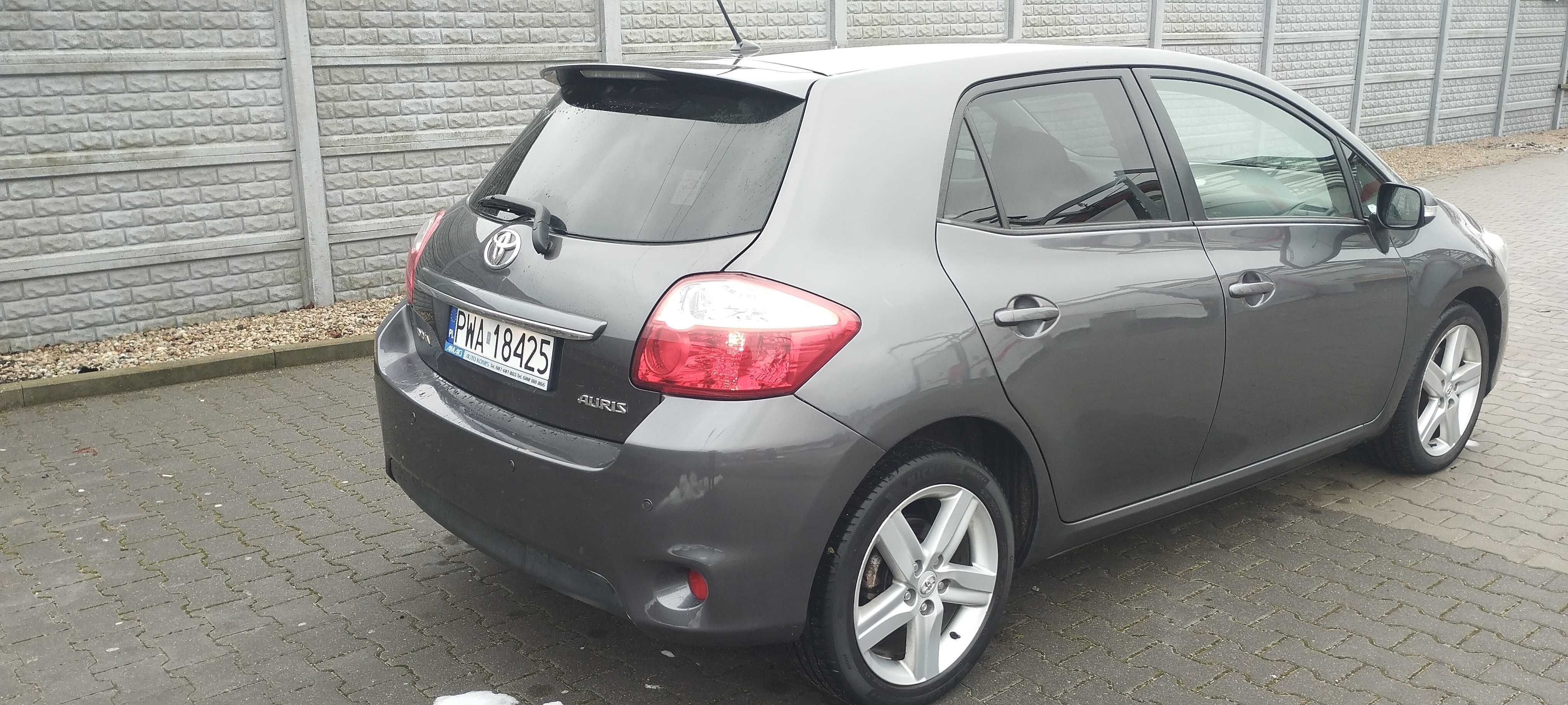 Toyota Auris 2010