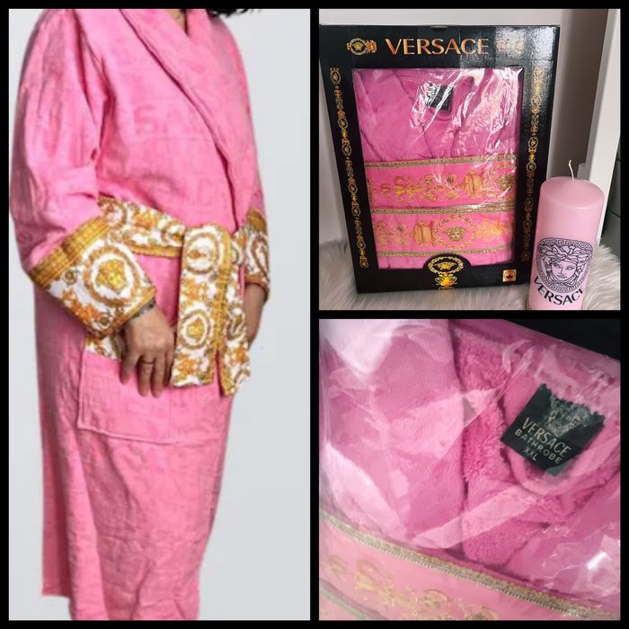 Szlafrok rozowy VErsace