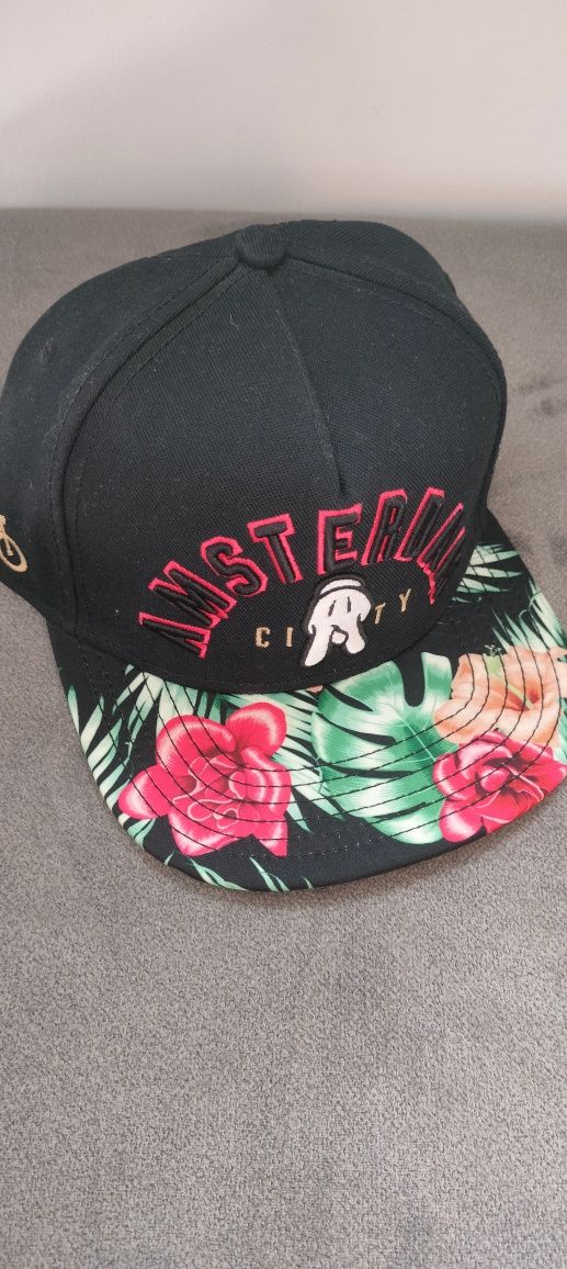 Czapka typu Snapback