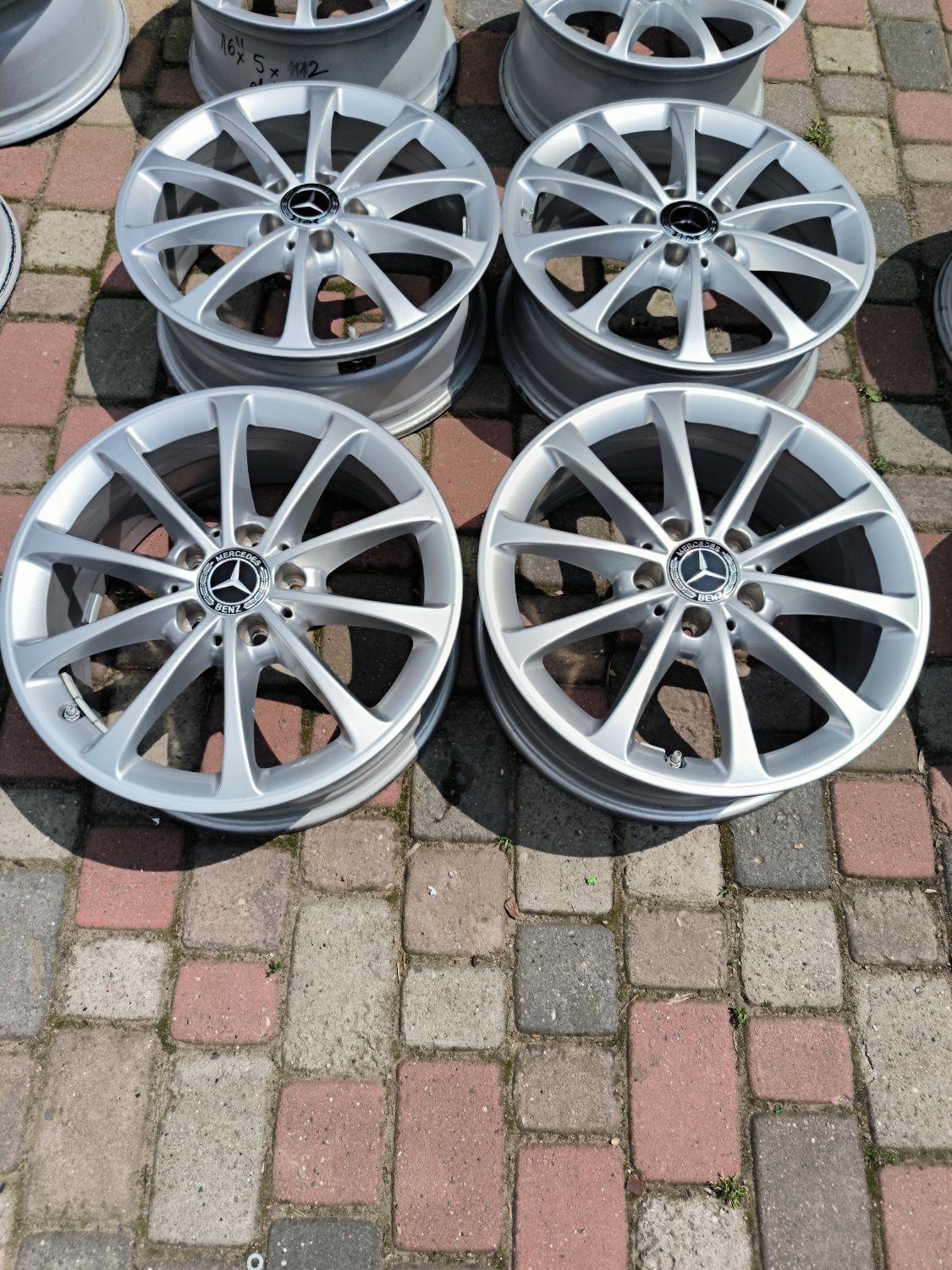 Felgi aluminiowe 17 Mercedes A B CLA - 5x112