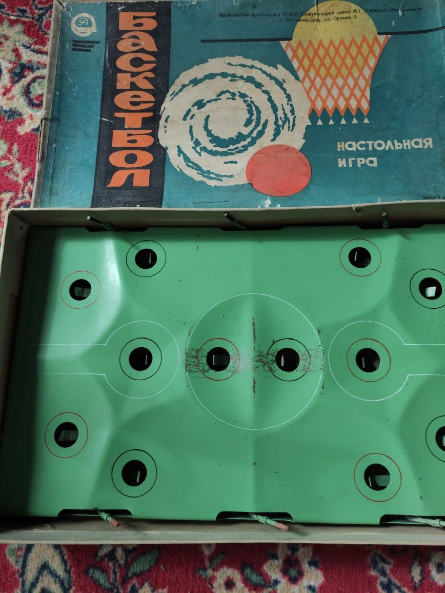 Продам настольные игры времён СССР.