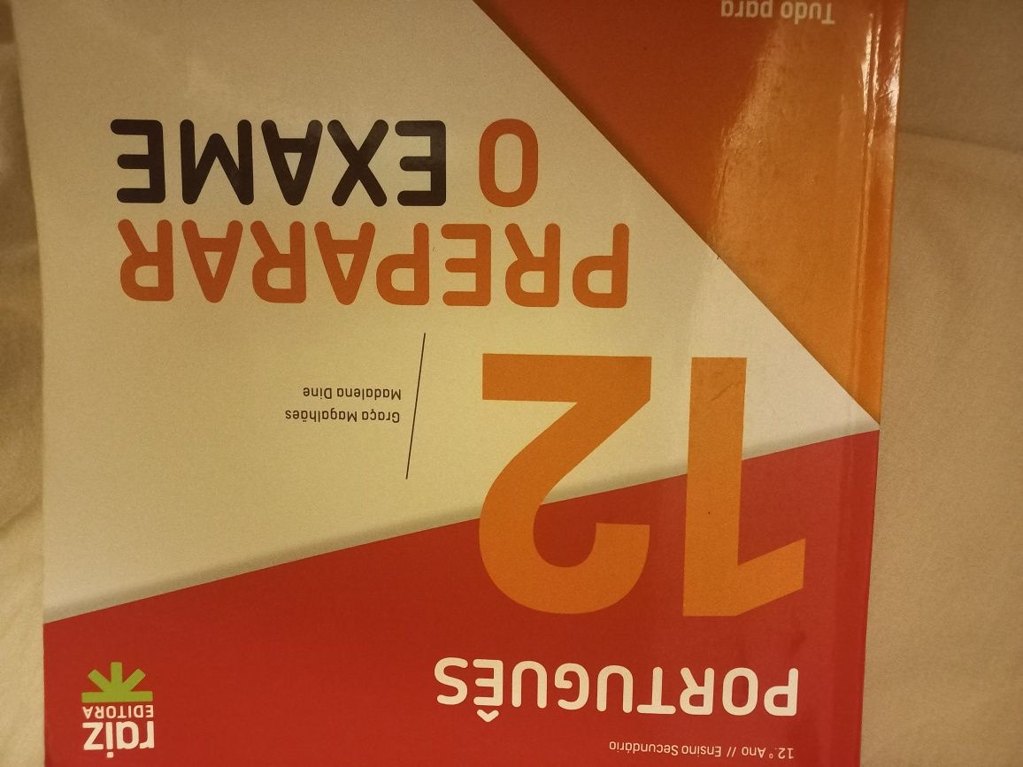 Vendo livro de preparação para exame