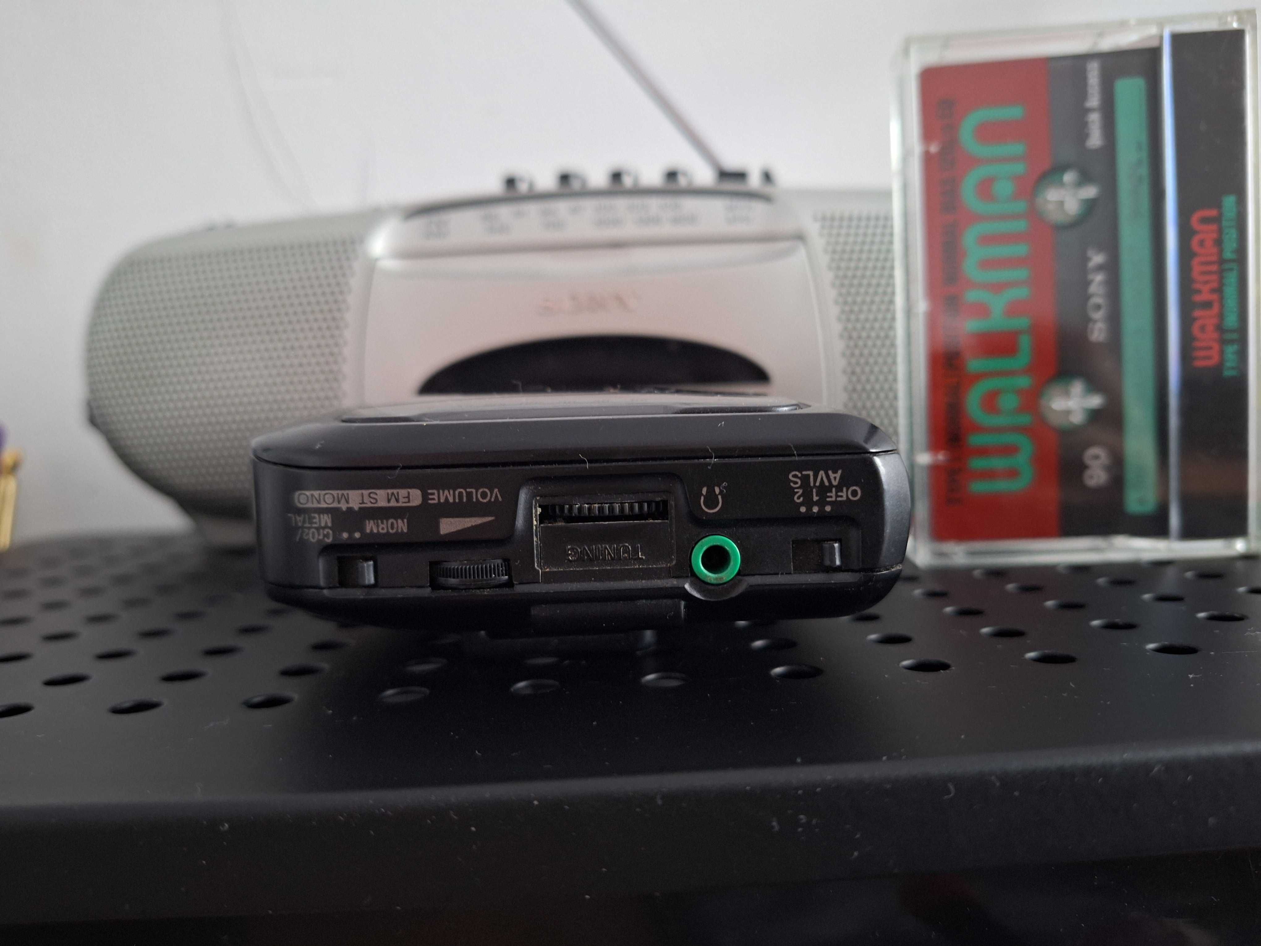 Walkman Sony WM FX101 nowe paski