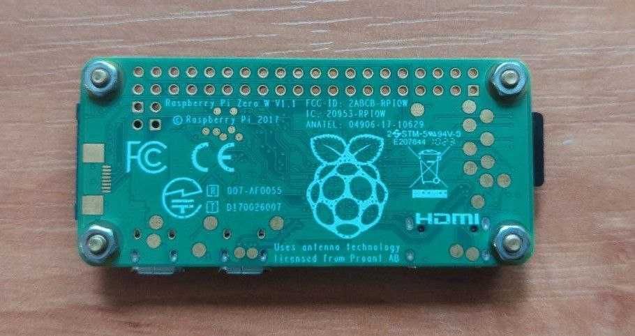 Raspberry Pi Zero W — компактний одноплатний комп’ютер