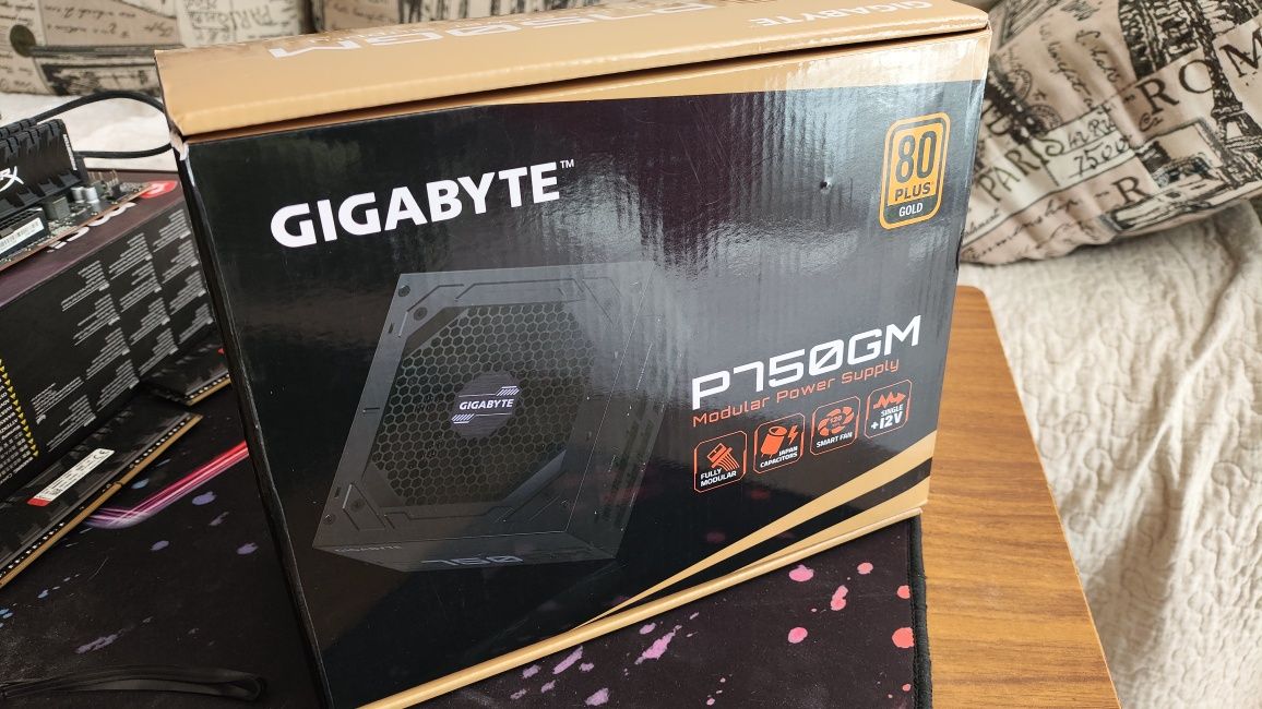 Блок живлення gigabyte p750gm