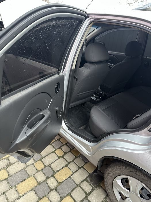 Chevrolet aveo 2006 1.5/газ