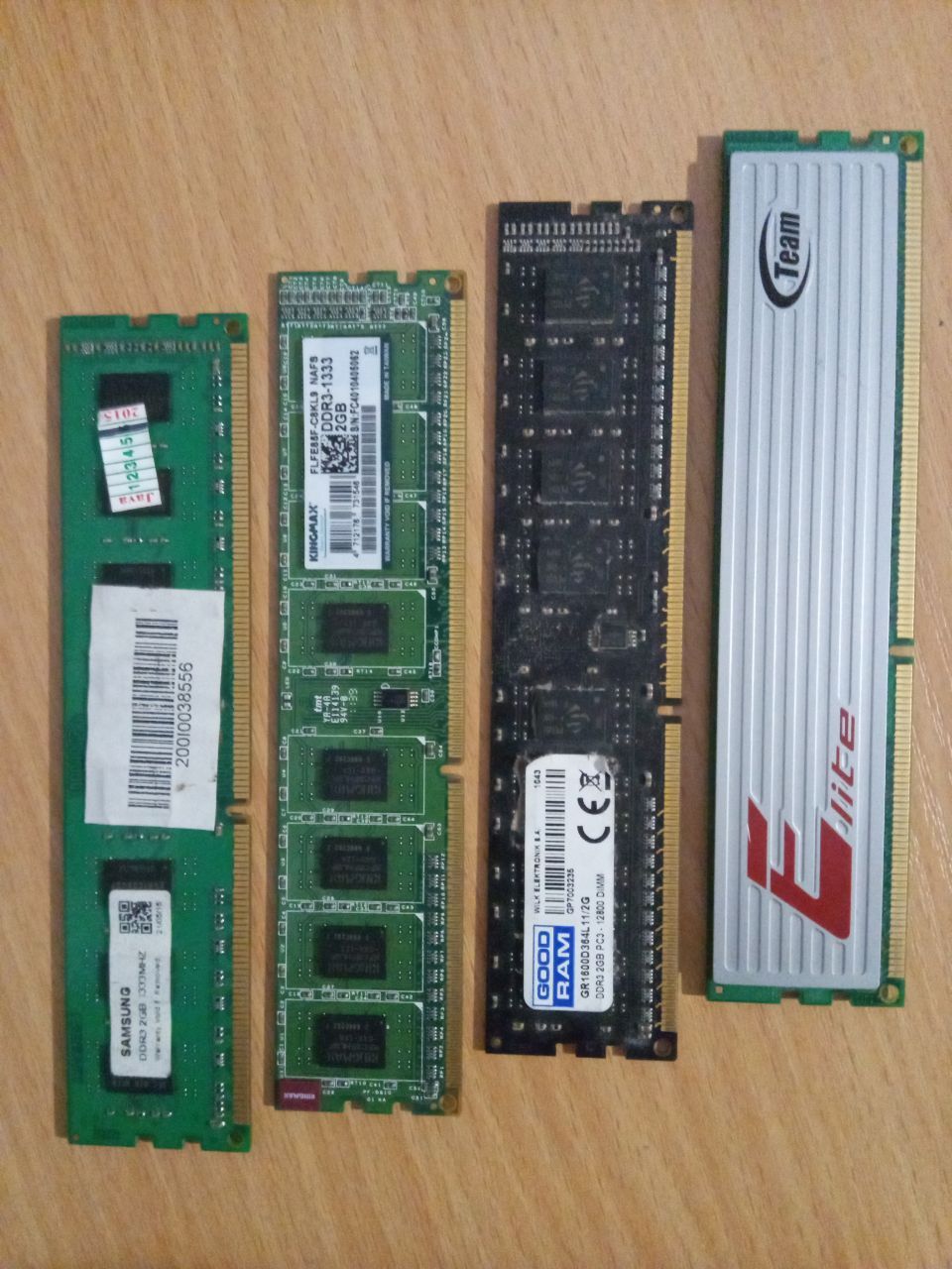 Продам ОЗУ DDR3 2 GB