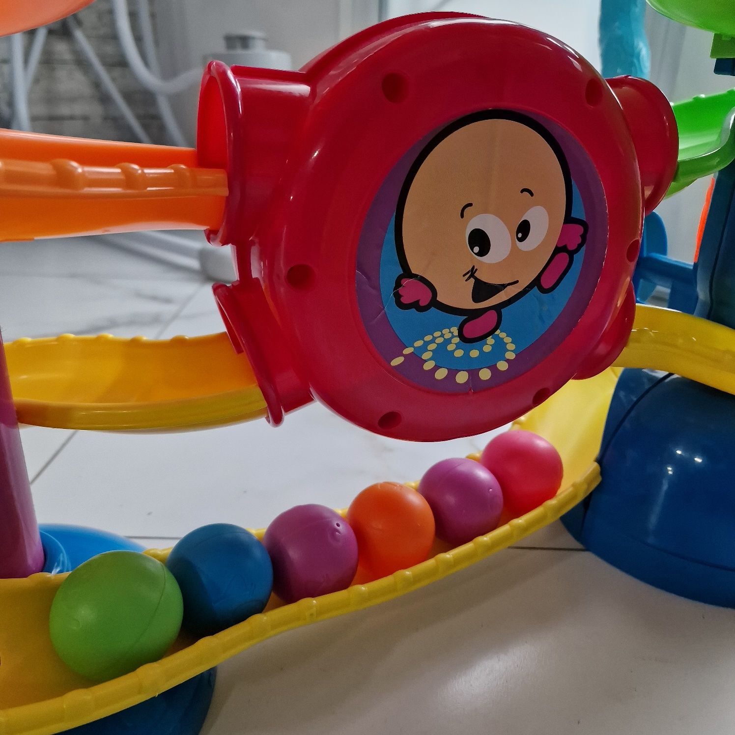 Бу дитячі іграшки Музичний центр Стойка «Круїз» Fisher Price