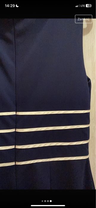 granatowa sukienka