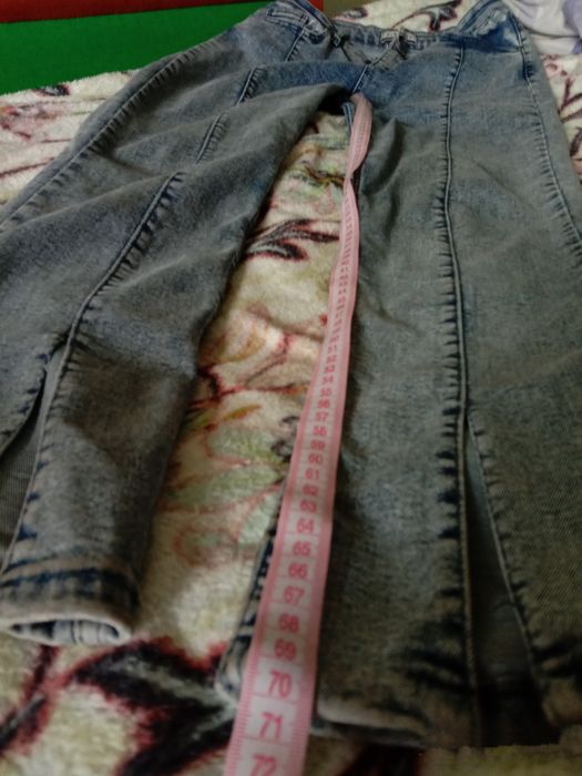 Джинсы на 10-12 лет