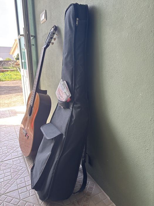 Viola Alhambra com bolsa