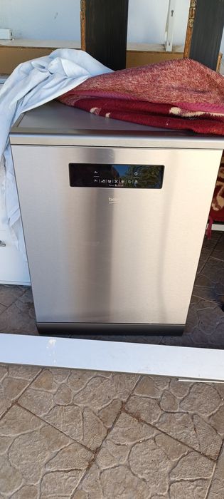 Maquina loiça cinza