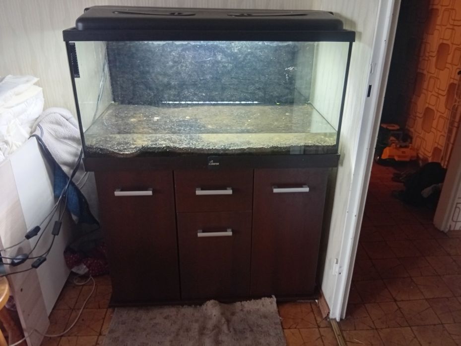 Akwarium 250l szczelne