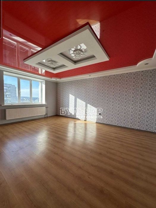 Продам 3 к.кв - 124м2, Центр, Залесская 5, Павловка, Клочковская