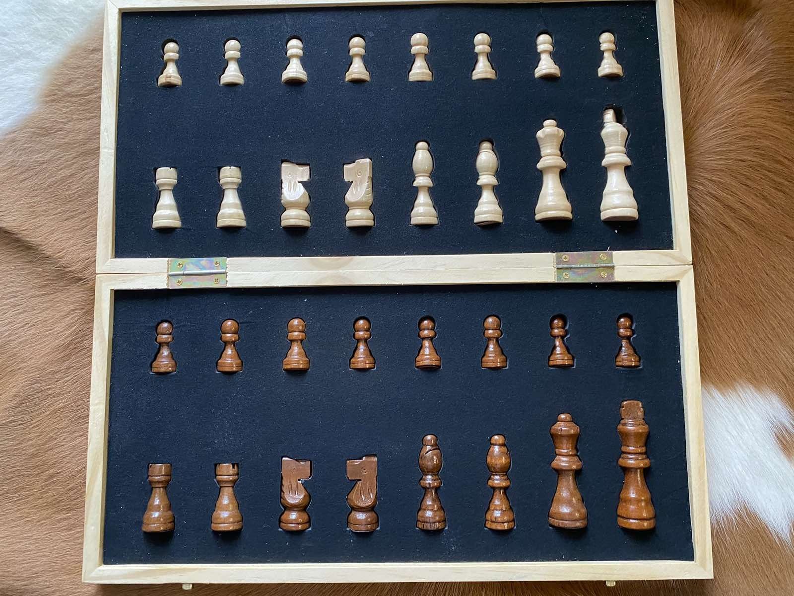 Шахмати, шахи, дерев'яні, шахматы на магните, с магнитом