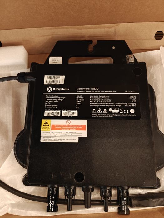 APsystems DS3D Microinversor