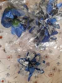 Flores azuis de decoração de árvore de natal