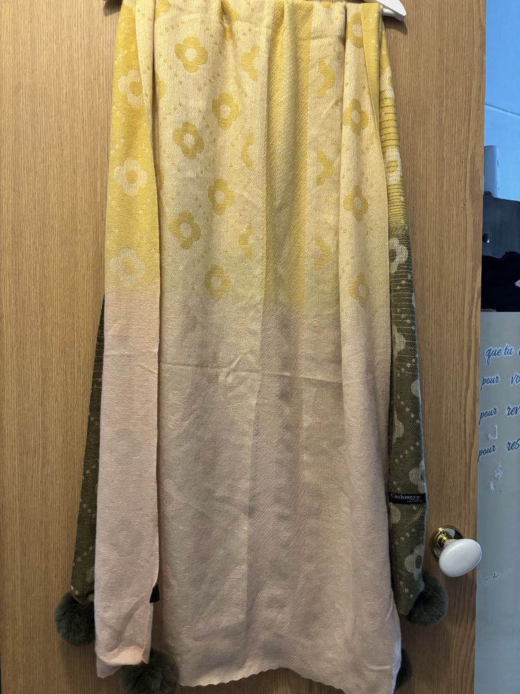 Roupa mulher como nova