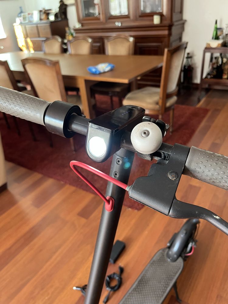 Trotinete Xiaomi M365 com carregador