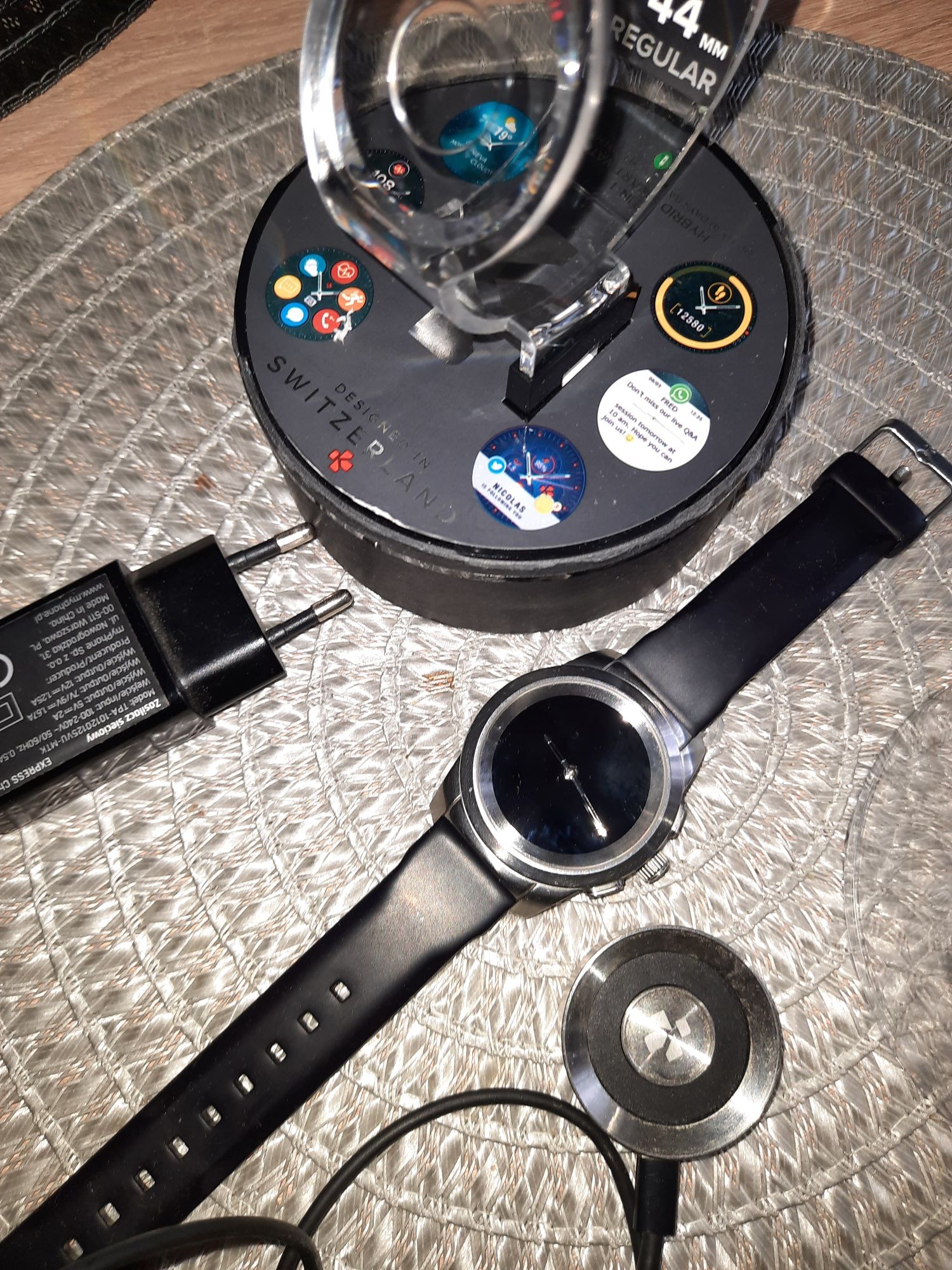 OKAZJA prawie nowy smartwatch hybrid z wskazówkami My Kronoz ZeTime