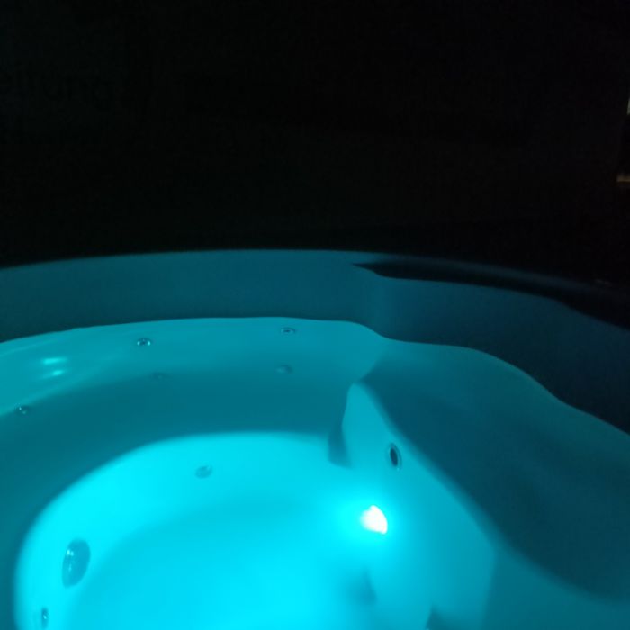 Wynajem Balii Mobilnej z jacuzzi