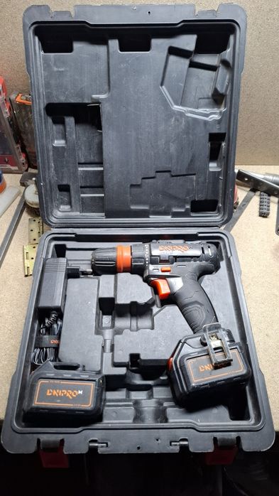 Шуруповерт Дніпро М CD 182D