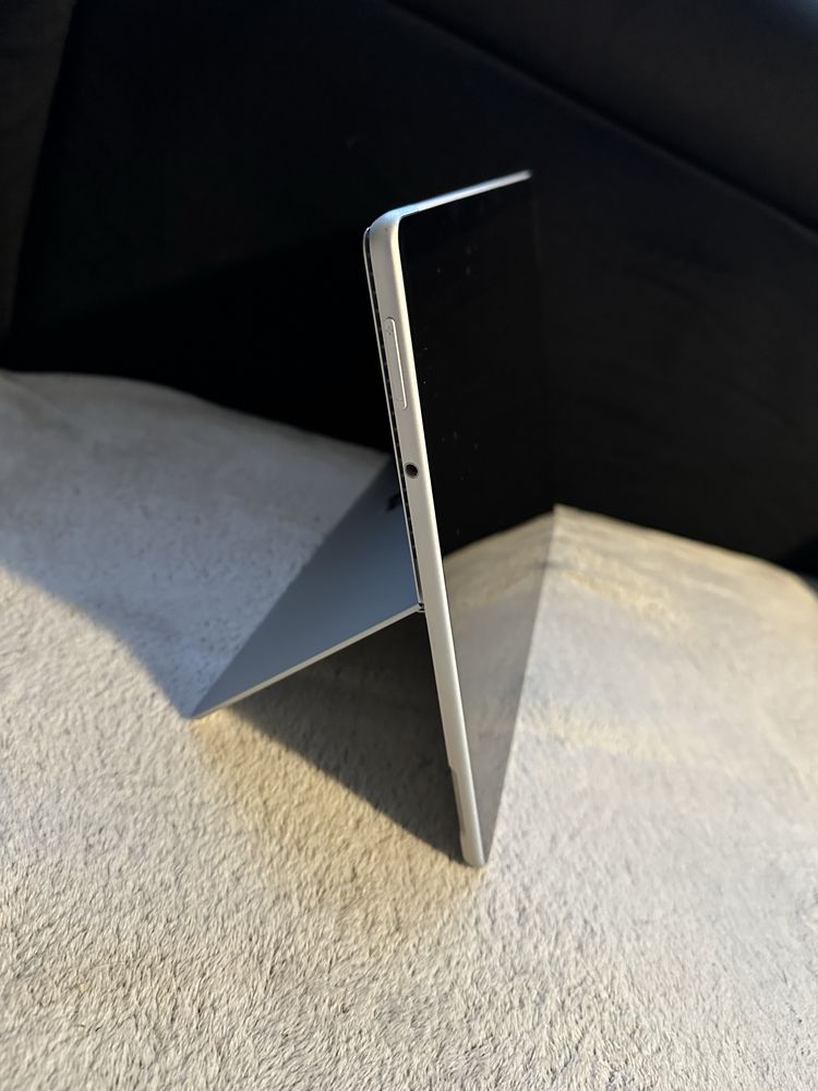 Microsoft surface 8 pro