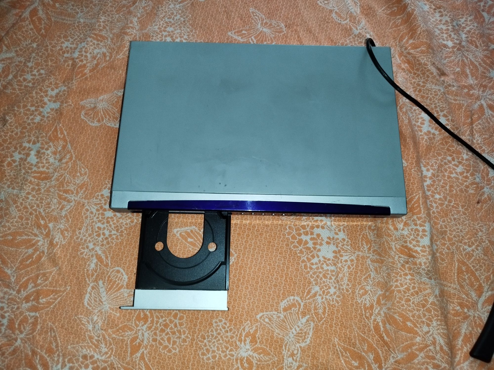 DVD Hyundai DV261