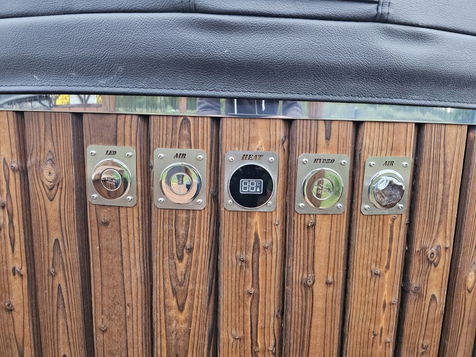 Gorąca balia mobilna jacuzzi