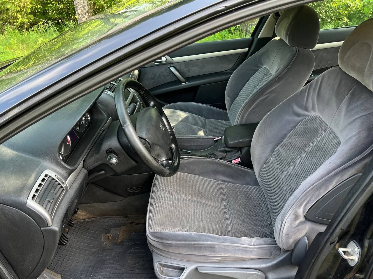 Peugeot 407 2004 рік 2.0 дизель для військових