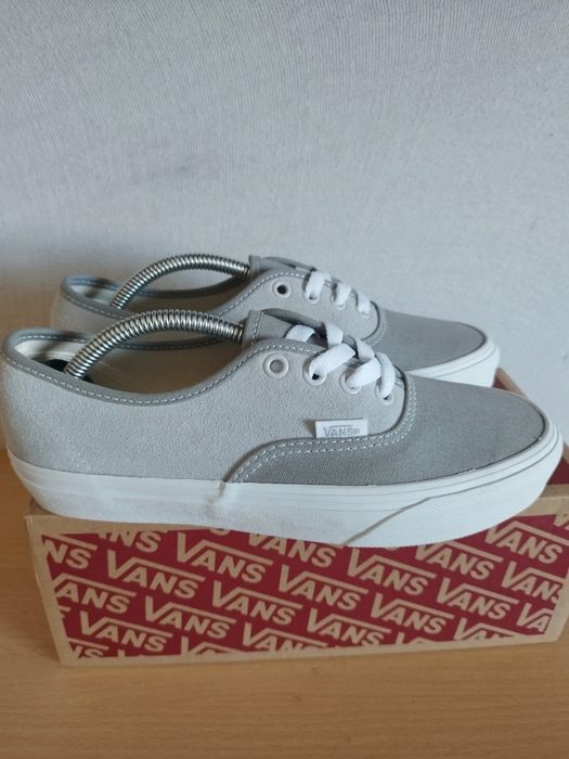 Vans Authentic Cinzentos. Tamanho 36,5. Novos nunca usados.