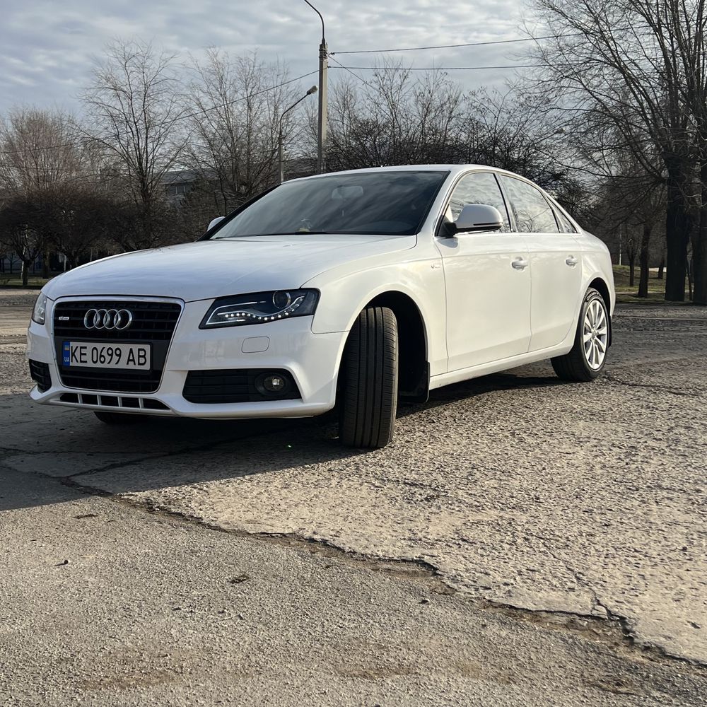 Audi A4B8 2.0TDI продам