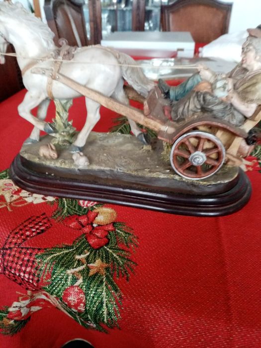 Peça de, adorno em marfinite