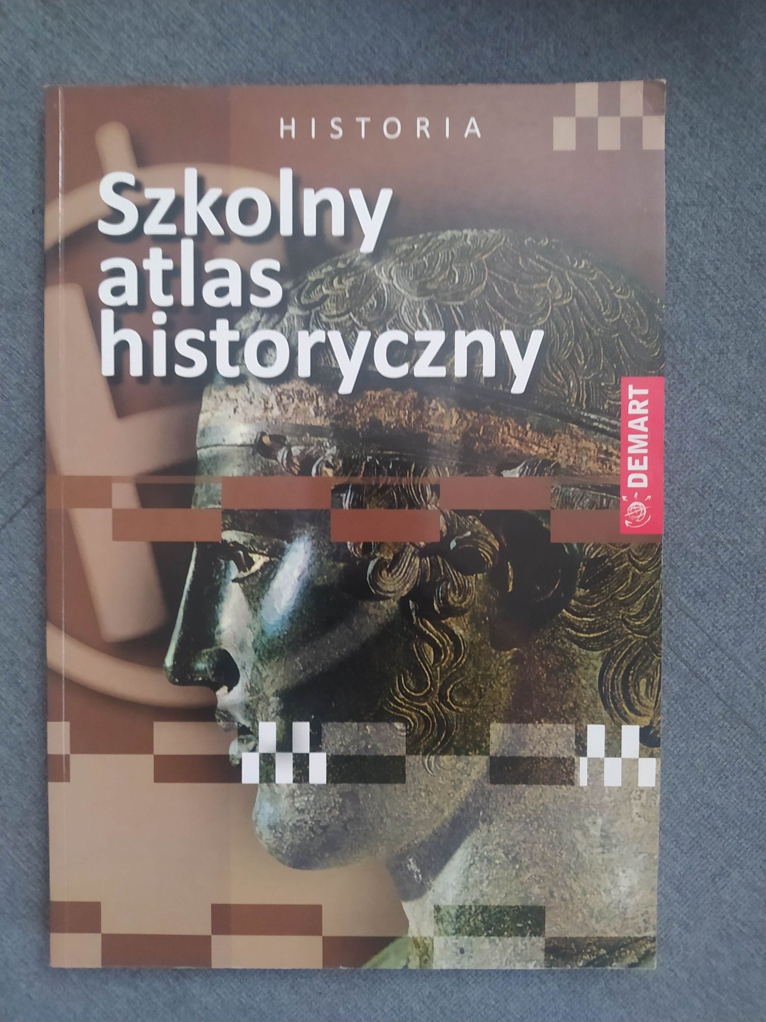 Szkolny atlas historyczny jak nowy