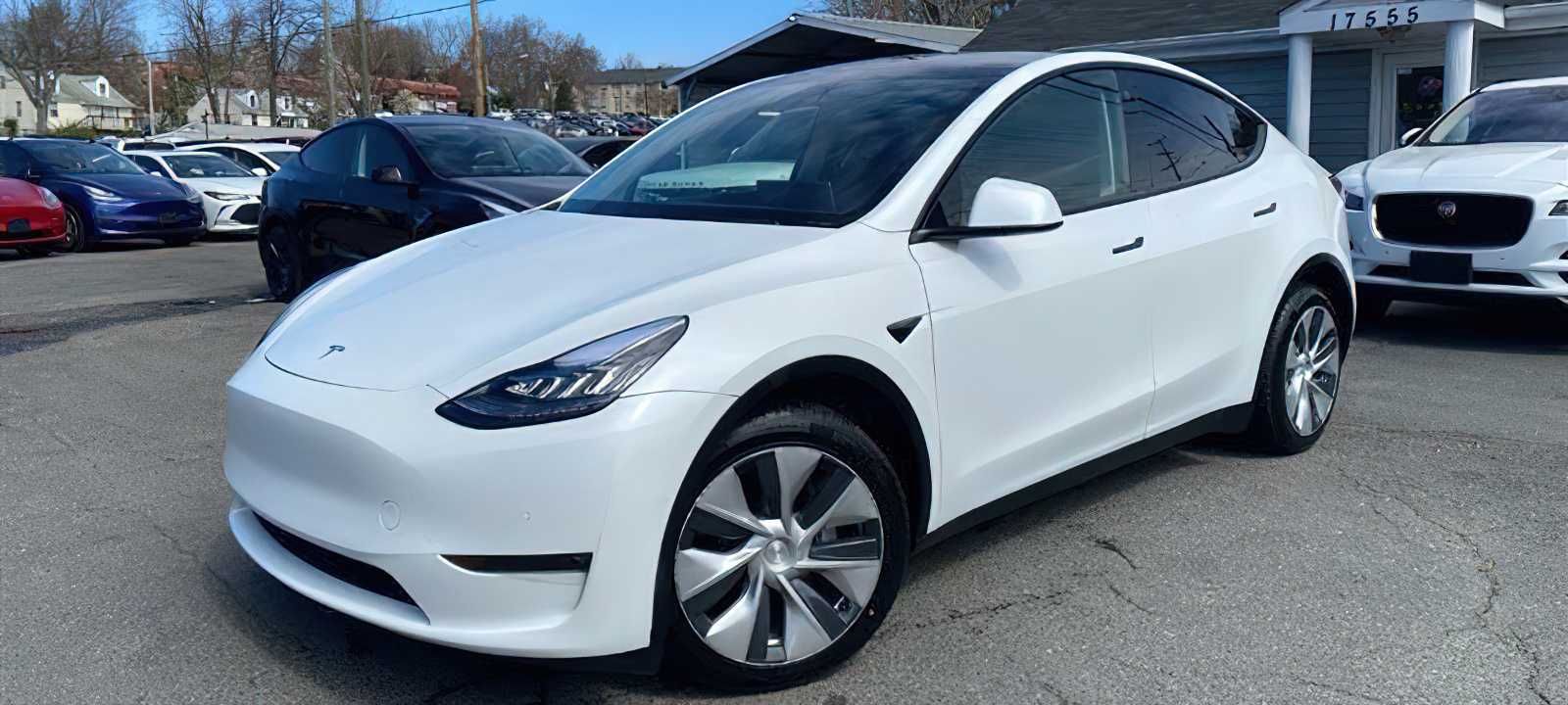 Tesla Model Y 2021