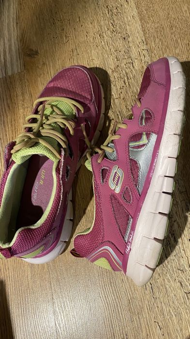 Кроссовки skechers 37,5