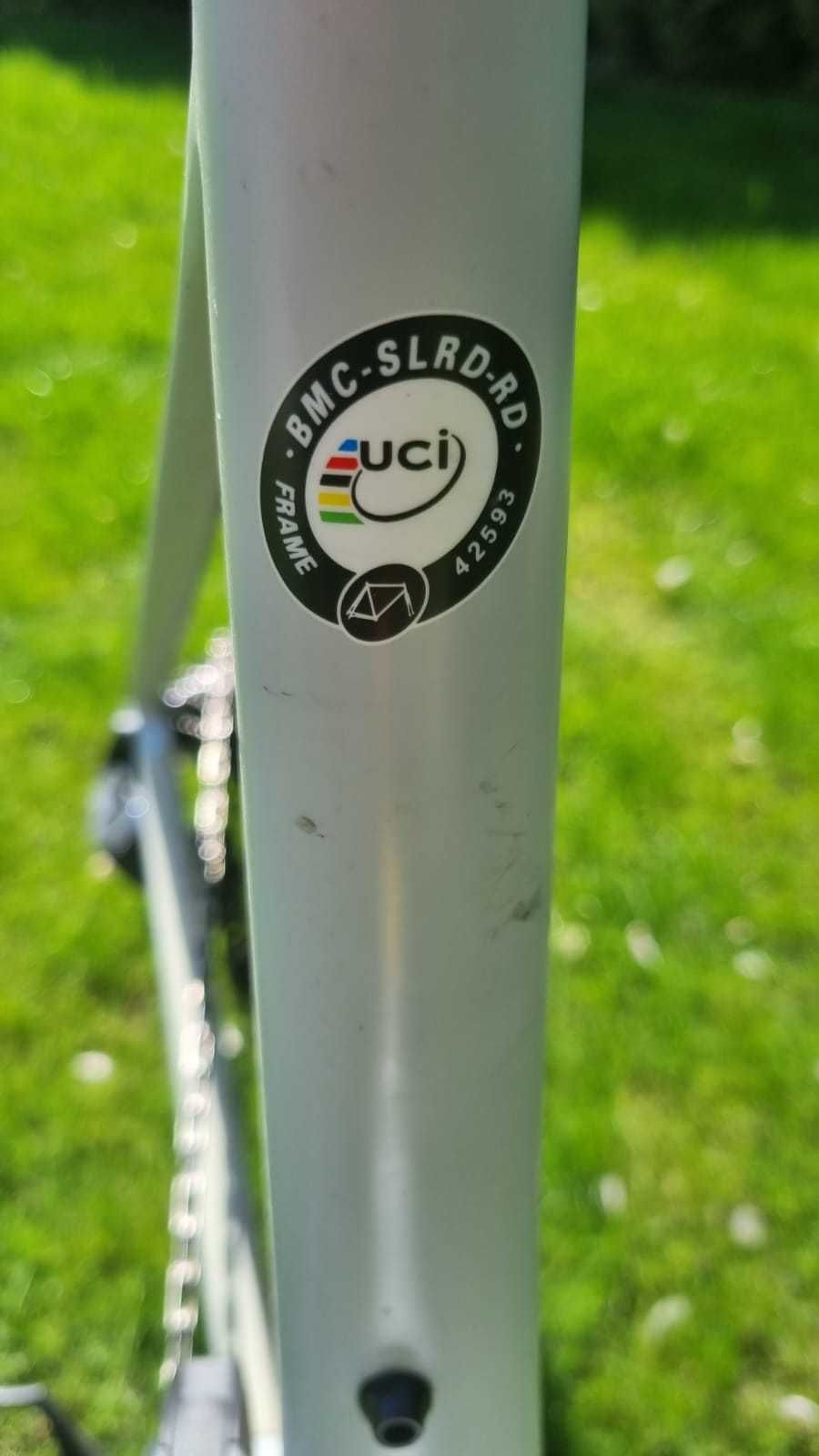 BMC Teammachine SLR01 Disc Three - SRAM Force eTap AXS