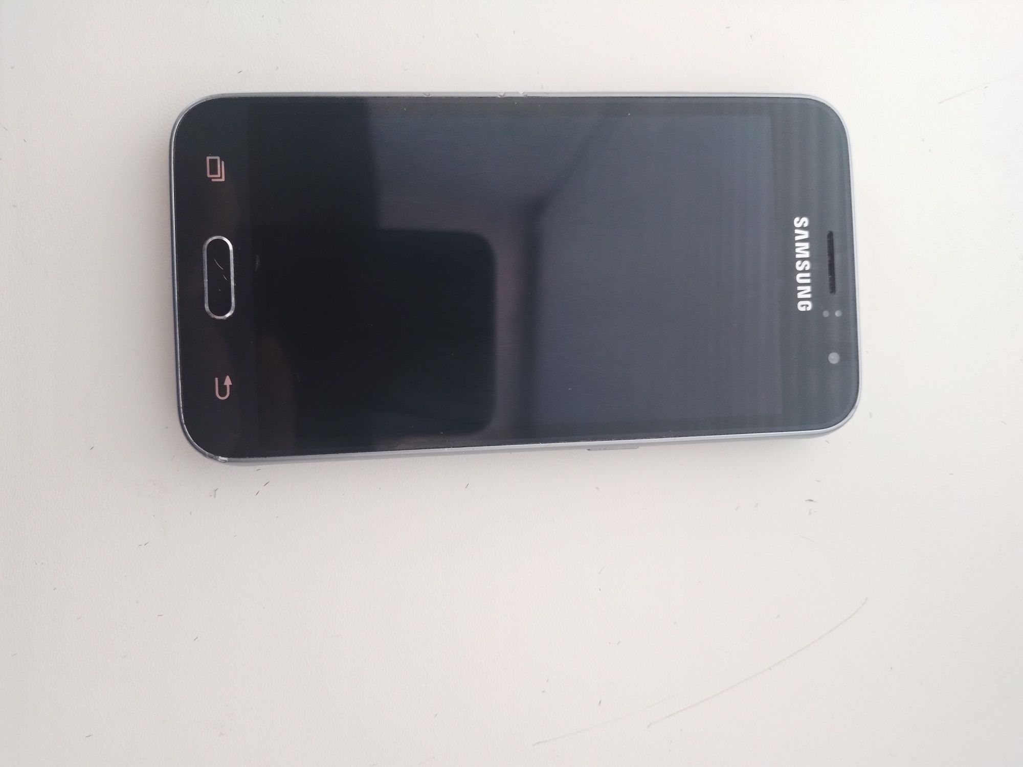 Смартфон Samsung J-1