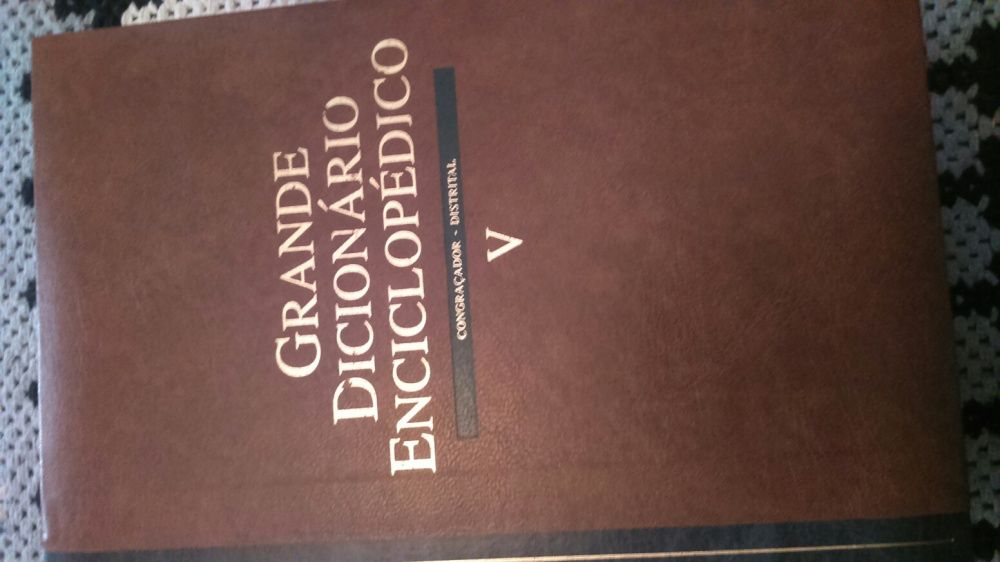 Grande dicionário enciclopédico