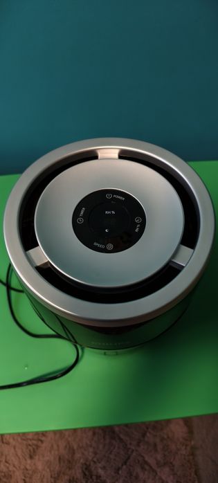 Nawilżacz powietrza Philips Serie 2000 HU4813 w bardzo dobrym stanie