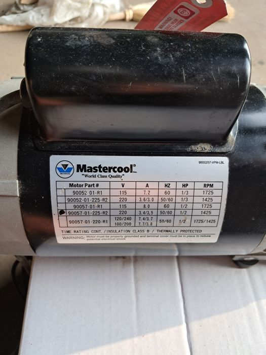 Вакуумний насос  новий