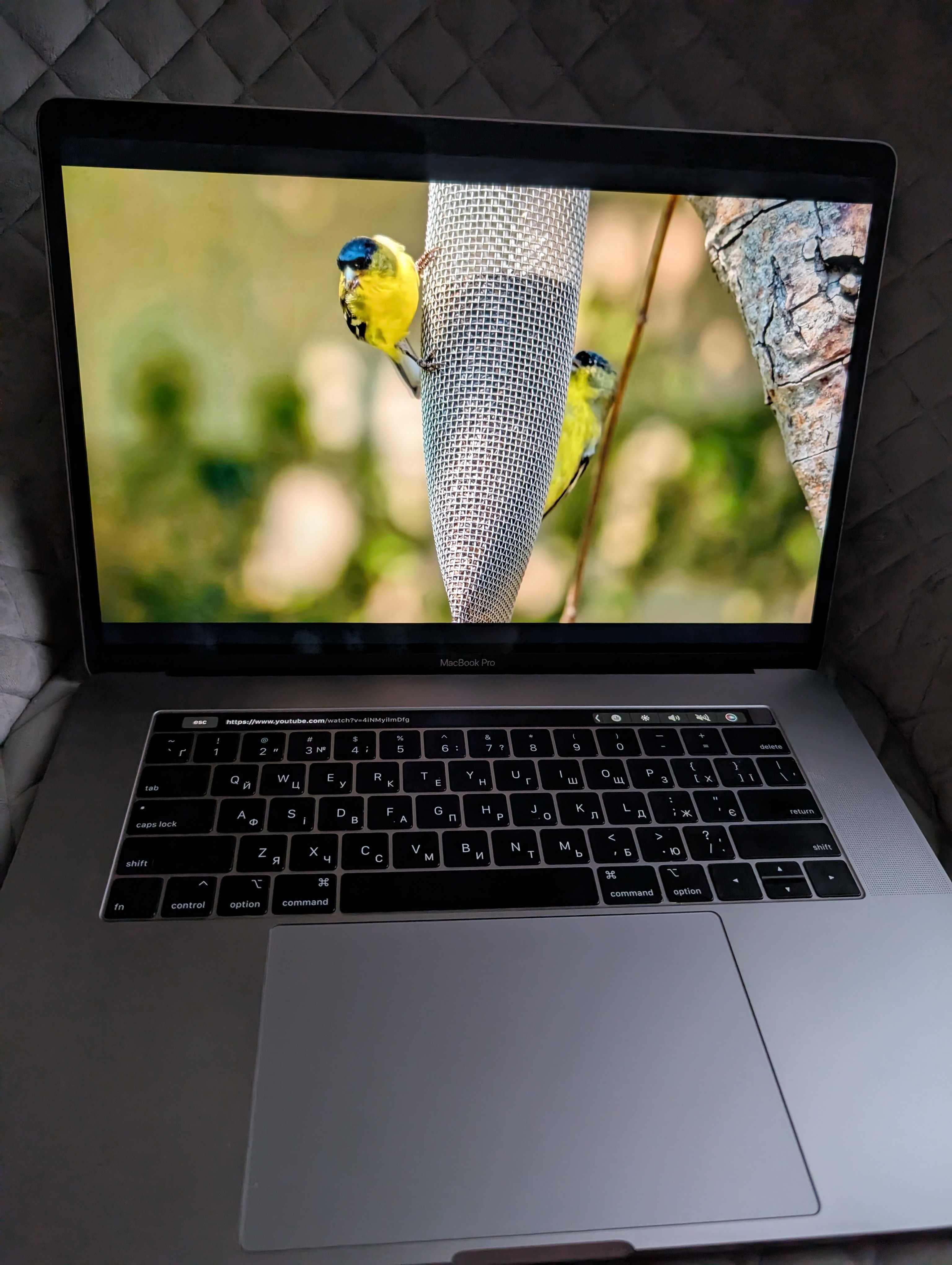 Apple MacBook Pro 15" 2018/19 A1990 i7-8850H 16 GB 512 SSD Space Gray