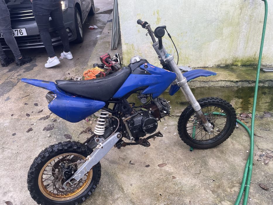 Boas vendo pit bike 125
