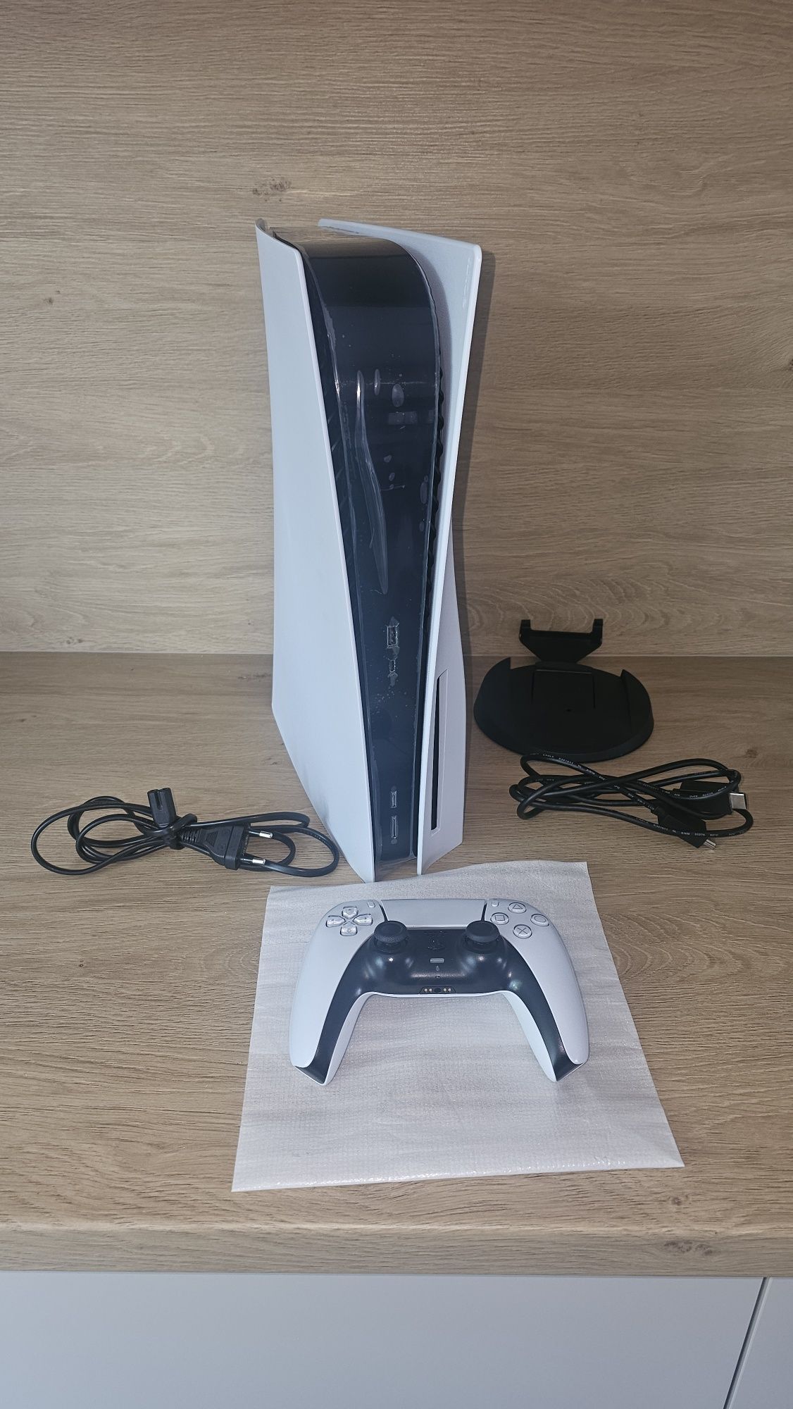 Ps5 PlayStation 5 z napedem I nowym padem