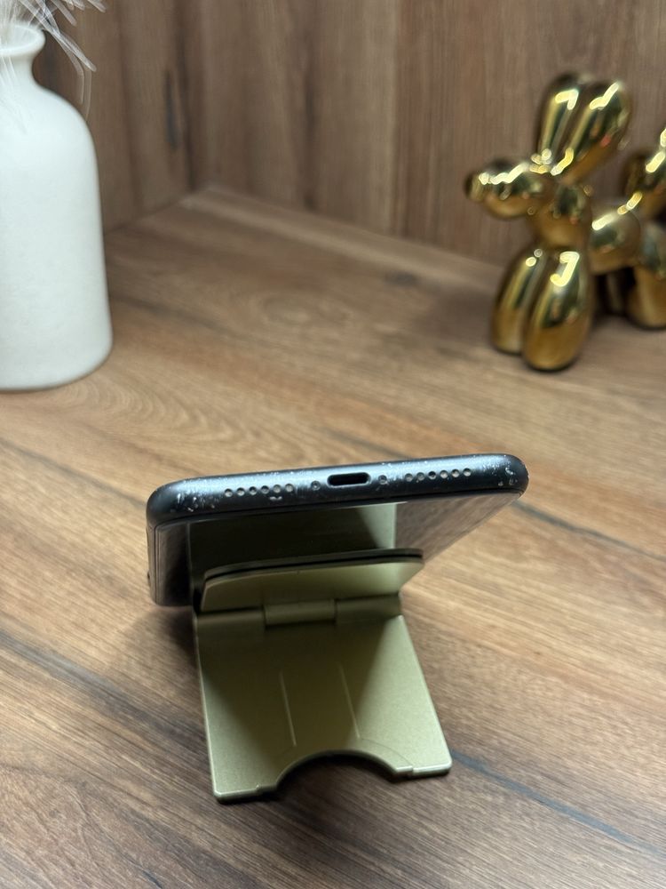 Iphone 11 256 gb Neverlock стан акамулятора -100%