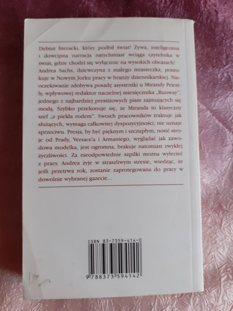 "Diabeł ubiera się u Prady " Lauren Weisberger