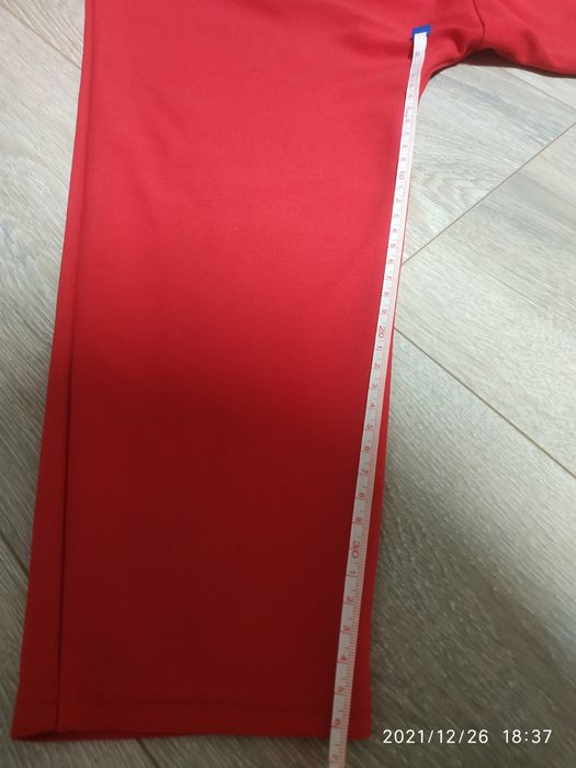 Нарядное платье красное