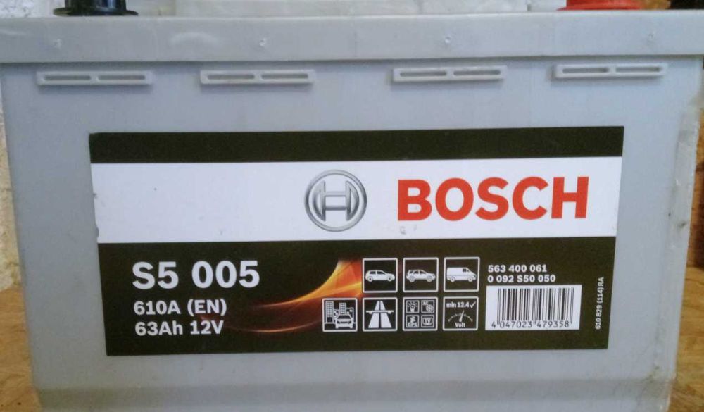 Автомобільний акумулятор Bosch 63Ah Єв (-/+) S5005 | бв чудовий стан